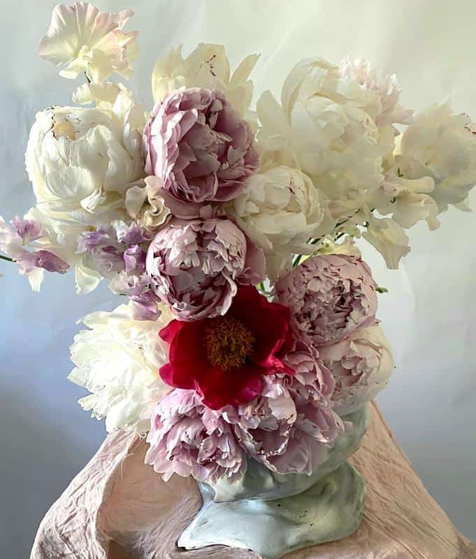 Peonies With Roses Shape 2